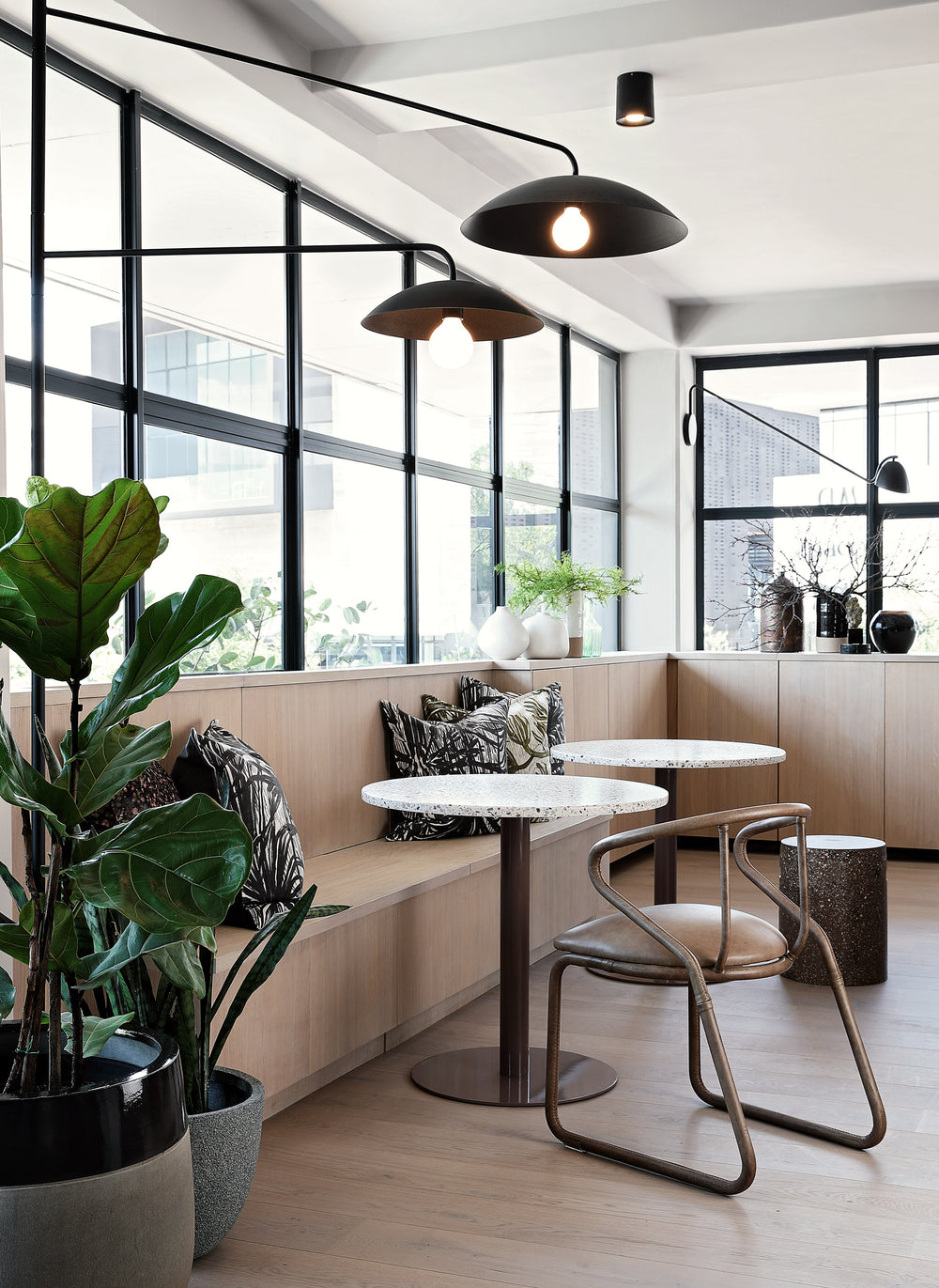 THE SIMPLE CAFE TABLE – Studio 19